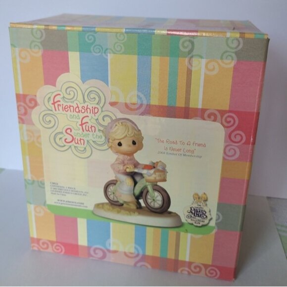 Vintage Precious Moments Friendship Collectible Porcelain Figurine - Picture 9 of 12